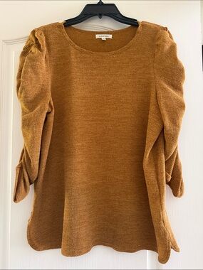 Max Studio Camel Ribbed Knit Crewneck Sweater